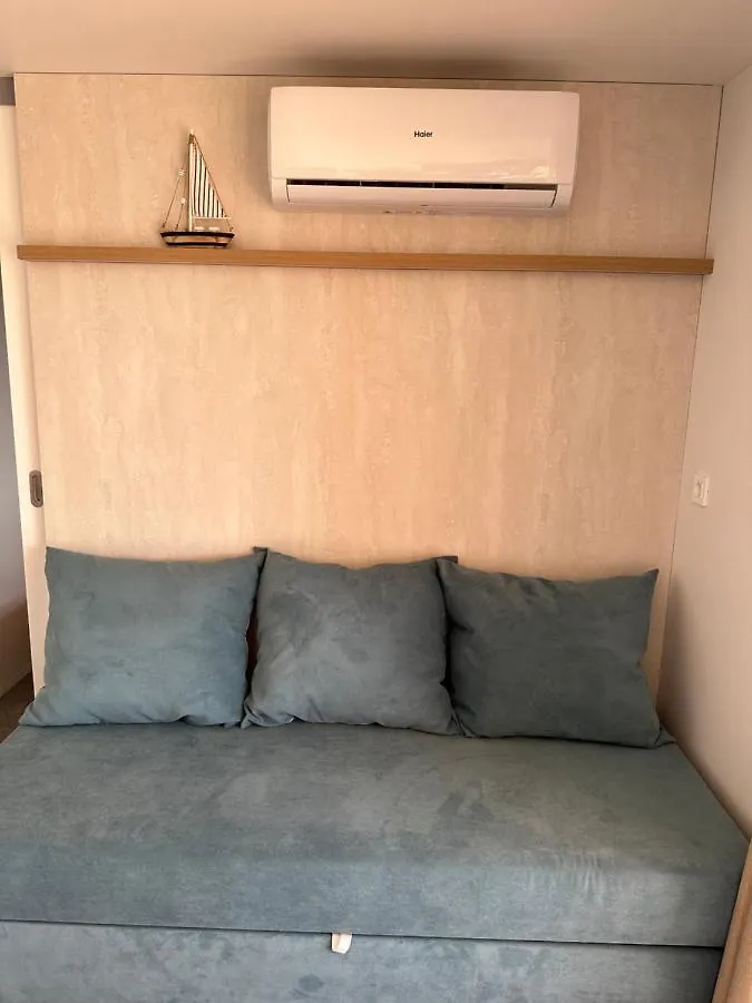 Maura Premium Mobile Home Drage Apartment